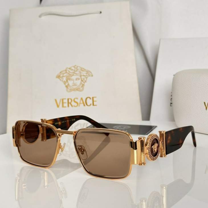 Picture of Versace Sunglasses _SKUfw79479411fw